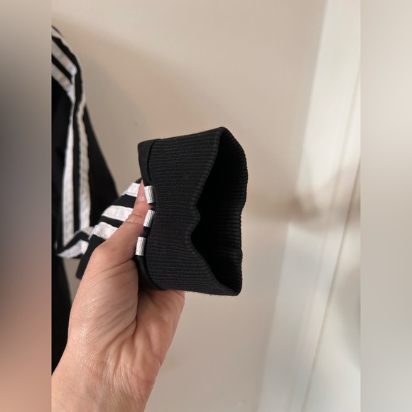 ADIDAS - women’s sweater in Small - Picture 7 of 11